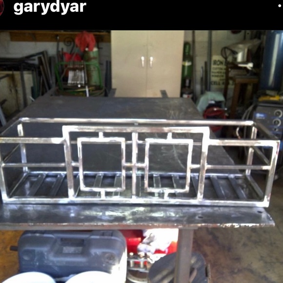 Meet your Posher, Gary - Picture 2 of 2